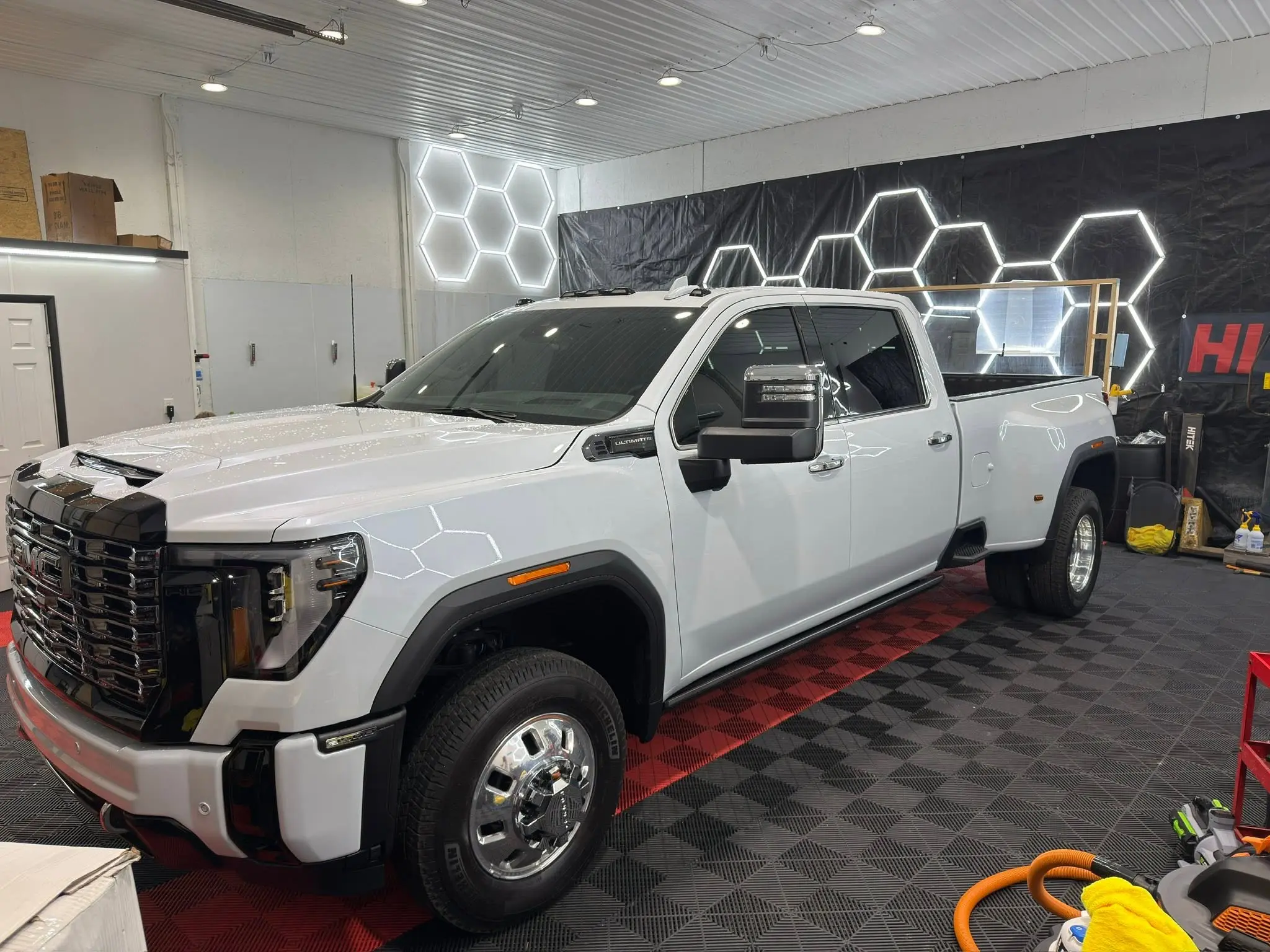 Exterior detailing results by Xtreme Sheen