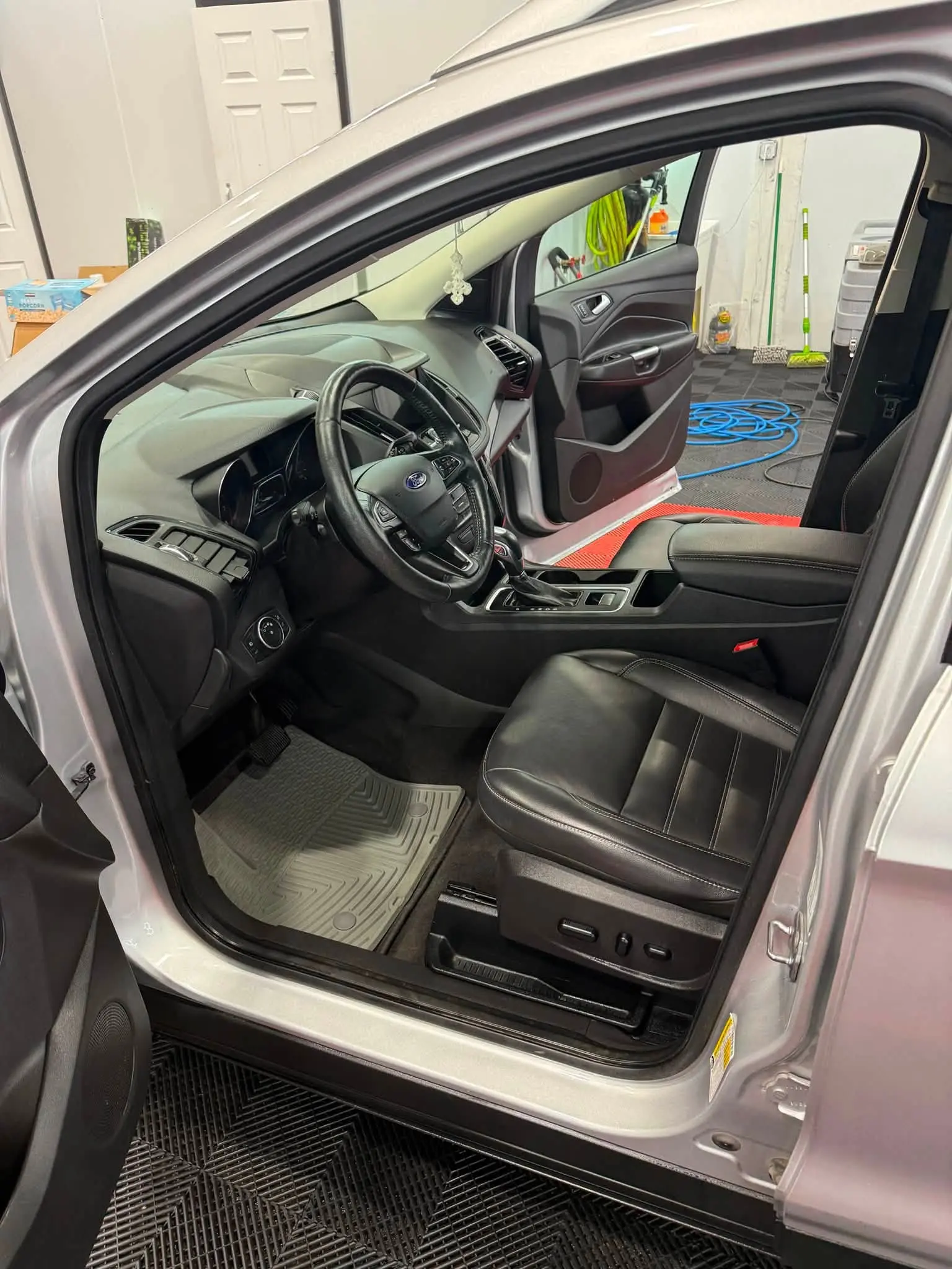 Interior detailing results by Xtreme Sheen